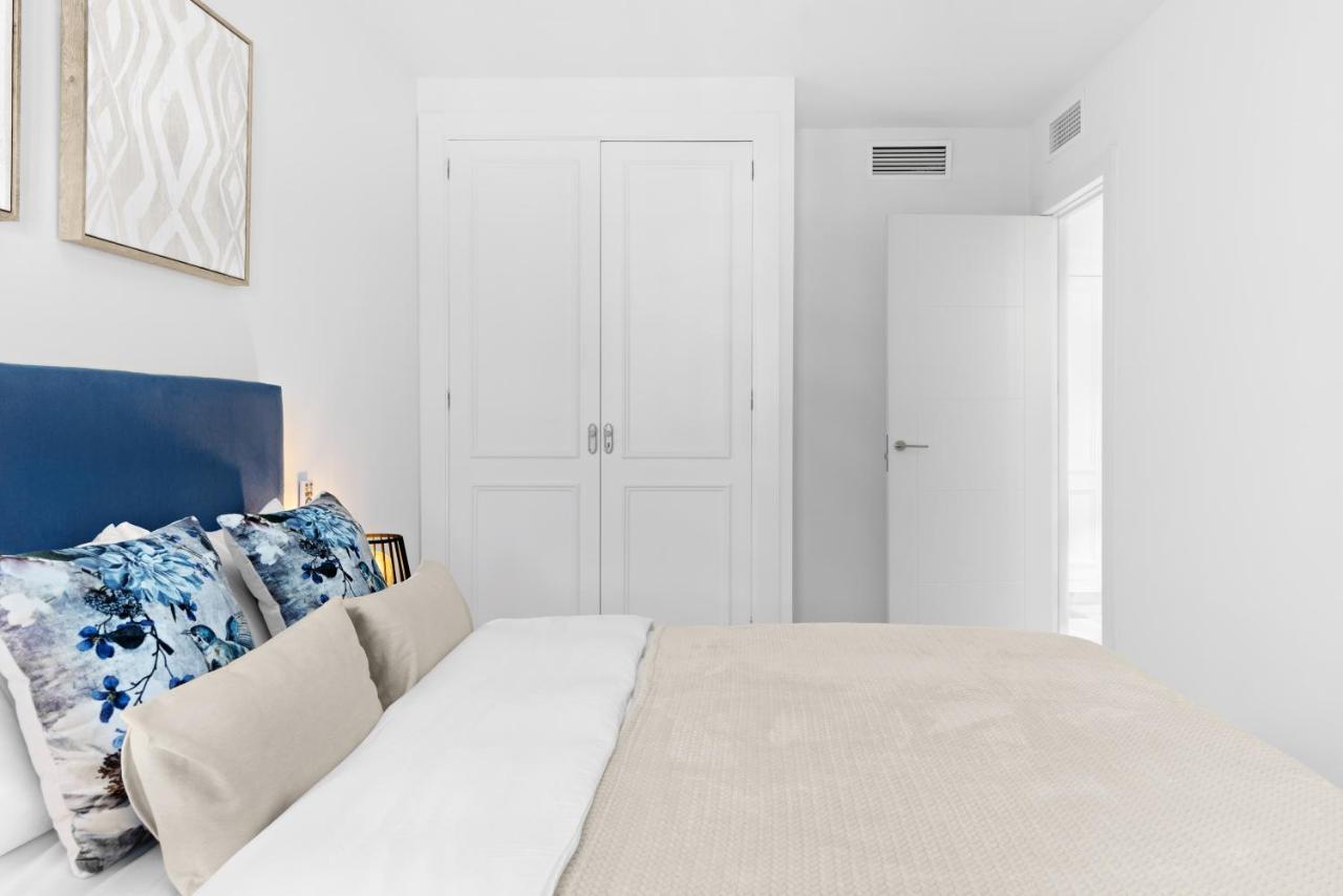Apartment Two Bedroom In Puerto Banus With Terrace Marbella